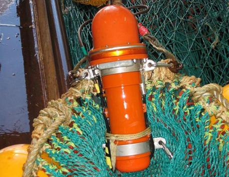 TCS385 - 300kHz trawl sled designed for mid-water nets
